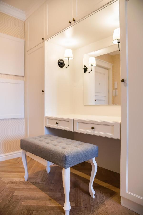 Lovely Apartment In The Heart Of Warschau Buitenkant foto
