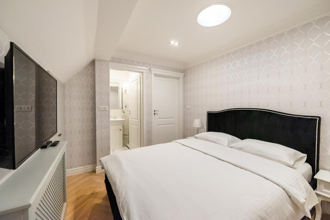Lovely Apartment In The Heart Of Warschau Buitenkant foto